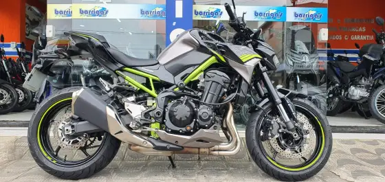 KAWASAKI Z900 KAWASAKI Z900