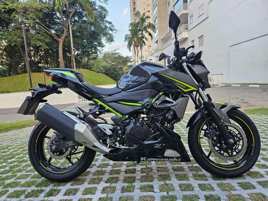 KAWASAKI-Z400-2023