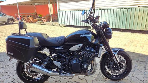 KAWASAKI Z900RS 