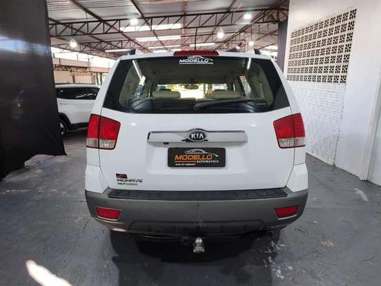 KIA-MOHAVE-2013