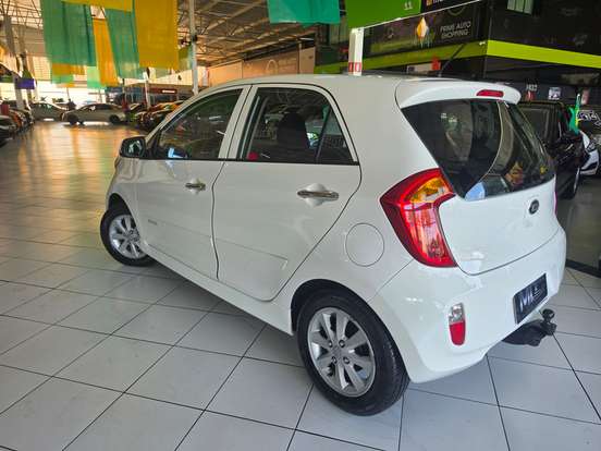 KIA-PICANTO-2012