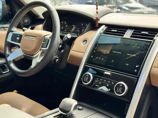 LAND ROVER-DISCOVERY-2024