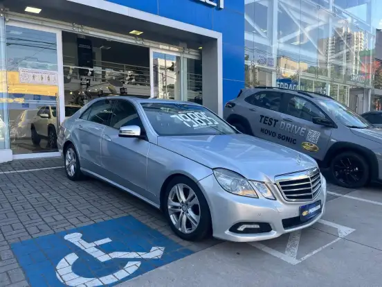 MERCEDES-BENZ-E 350-3.5 AVANTGARDE EXECUTIVE V6 GASOLINA 4P AUTOMÁTICO MERCEDES-BENZ-E 350-2009
