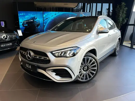 MERCEDES-BENZ GLA 200 1.3 MHEV AMG LINE 7G-DCT MERCEDES-BENZ GLA 200 1.3 MHEV AMG LINE 7G-DCT