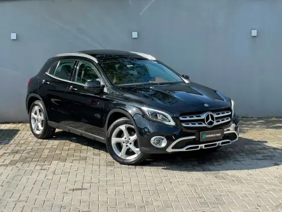 MERCEDES-BENZ GLA 200 1.6 CGI FLEX ENDURO 7G-DCT