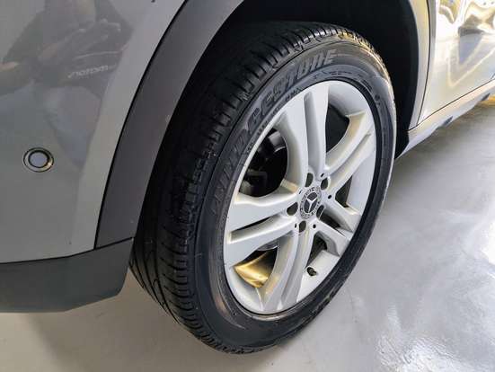 MERCEDES-BENZ-GLA 200-2019
