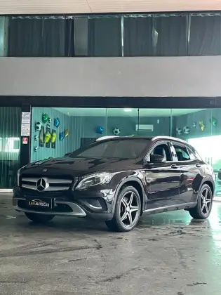 MERCEDES-BENZ GLA 250 2.0 16V TURBO GASOLINA SPORT 4P AUTOMÁTICO MERCEDES-BENZ GLA 250 2.0 16V TURBO GASOLINA SPORT 4P AUTOMÁTICO