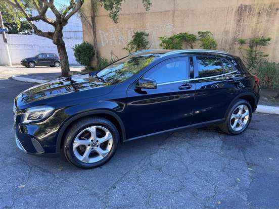 MERCEDES-BENZ-GLA 200-1.6 CGI FLEX ADVANCE 7G-DCT MERCEDES-BENZ-GLA 200-2019