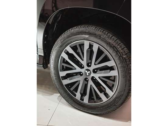 MITSUBISHI-PAJERO SPORT-2.4 16V MIVEC TURBO DIESEL HPE AWD AUTOMÁTICO MITSUBISHI-PAJERO SPORT-2023