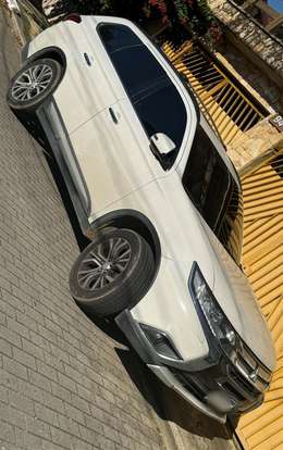 MITSUBISHI-OUTLANDER-2015