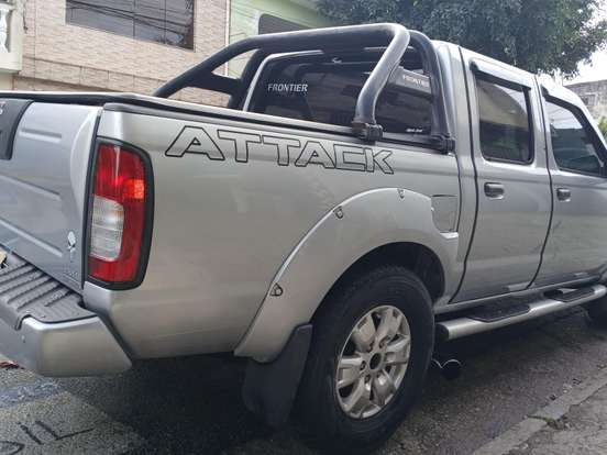 NISSAN-FRONTIER-2.8 SE 4X2 CD TURBO ELETRONIC DIESEL 4P MANUAL NISSAN-FRONTIER-2004