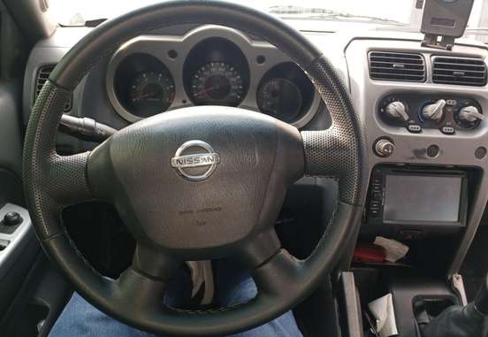 NISSAN-FRONTIER-2004