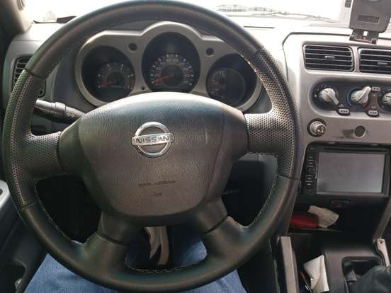 NISSAN-FRONTIER-2.8 SE 4X2 CD TURBO ELETRONIC DIESEL 4P MANUAL NISSAN-FRONTIER-2004