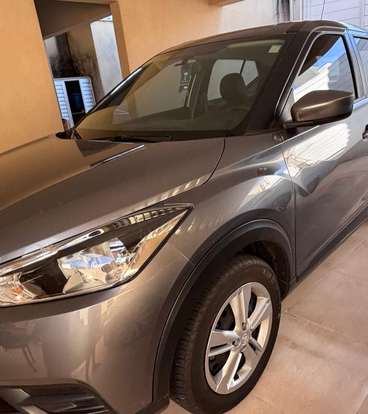 NISSAN-KICKS-2020