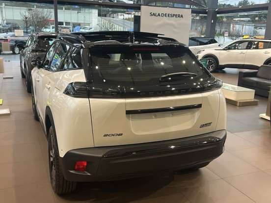 PEUGEOT-2008-1.0 TURBO 200 HYBRID GT CVT PEUGEOT-2008-2026