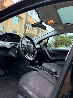 PEUGEOT-2008-2017