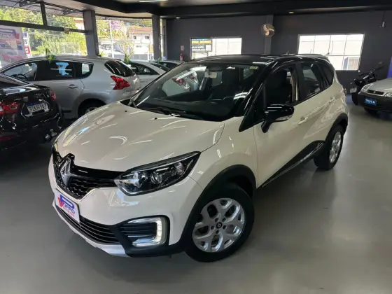 RENAULT CAPTUR 1.6 16V SCE FLEX ZEN X-TRONIC RENAULT CAPTUR 1.6 16V SCE FLEX ZEN X-TRONIC