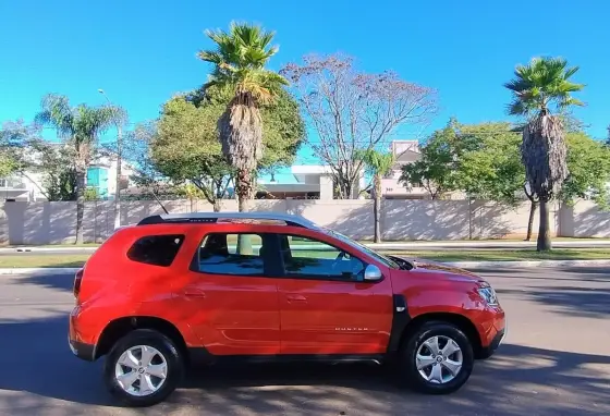RENAULT DUSTER 1.6 16V SCE FLEX INTENSE X-TRONIC RENAULT DUSTER 1.6 16V SCE FLEX INTENSE X-TRONIC