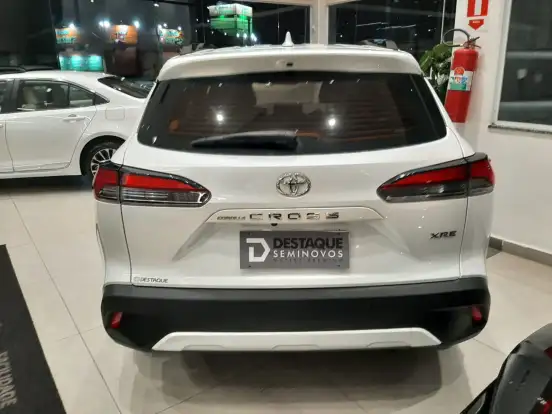 TOYOTA-COROLLA CROSS-2023