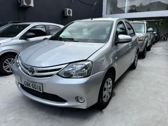 TOYOTA ETIOS 1.3 X 16V FLEX 4P MANUAL TOYOTA ETIOS 1.3 X 16V FLEX 4P MANUAL