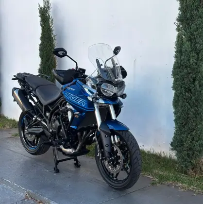 TRIUMPH TIGER 800 XRT 