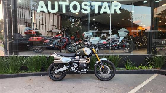 TRIUMPH BONNEVILLE SCRAMBLER 1200 XE 