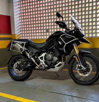 TRIUMPH-TIGER 1200 BLACK EDITION-2025