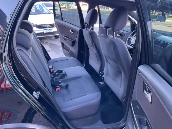 VOLKSWAGEN-FOX-1.0 MPI TRACK 12V FLEX 4P MANUAL VOLKSWAGEN-FOX-2016