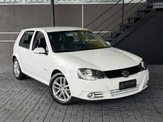 VOLKSWAGEN GOLF 1.6 MI SPORTLINE 8V FLEX 4P MANUAL VOLKSWAGEN GOLF 1.6 MI SPORTLINE 8V FLEX 4P MANUAL
