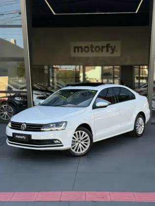 VOLKSWAGEN JETTA 1.4 16V TSI COMFORTLINE GASOLINA 4P TIPTRONIC VOLKSWAGEN JETTA 1.4 16V TSI COMFORTLINE GASOLINA 4P TIPTRONIC