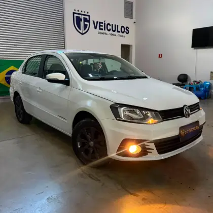 VOLKSWAGEN VOYAGE 1.6 MSI TOTALFLEX COMFORTLINE 4P MANUAL VOLKSWAGEN VOYAGE 1.6 MSI TOTALFLEX COMFORTLINE 4P MANUAL