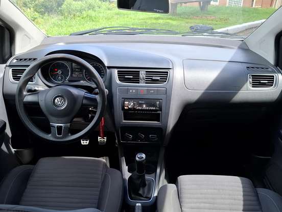 VOLKSWAGEN-CROSSFOX-1.6 MI FLEX 8V 4P MANUAL VOLKSWAGEN-CROSSFOX-2011