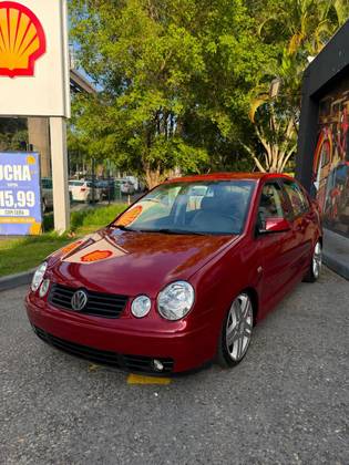 VOLKSWAGEN POLO SEDAN 2.0 MI 8V GASOLINA 4P MANUAL