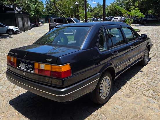 VOLKSWAGEN-SANTANA-2.0 GLS 8V GASOLINA 4P MANUAL VOLKSWAGEN-SANTANA-1993