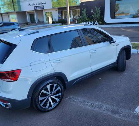 VOLKSWAGEN-TAOS-1.4 250 TSI TOTAL FLEX HIGHLINE AUTOMÁTICO VOLKSWAGEN-TAOS-2023