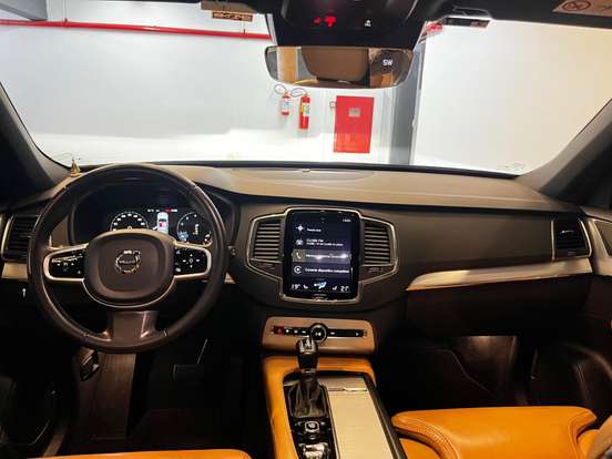 VOLVO-XC90-2.0 T6 GASOLINA MOMENTUM AWD GEARTRONIC VOLVO-XC90-2019