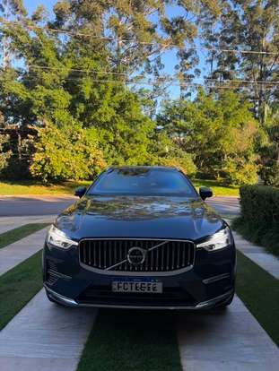 VOLVO-XC60-2023