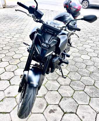 YAMAHA-MT-07 CONNECTED ABS-2025