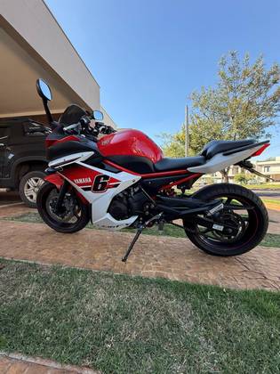 YAMAHA XJ6 F 
