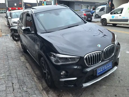 BMW-X1-2.0 16V TURBO ACTIVEFLEX SDRIVE20I X-LINE 4P AUTOMÁTICO BMW-X1-2016