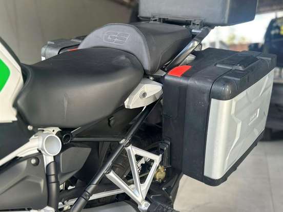 BMW-R 1250 GS ADVENTURE PREMIUM 40 ANOS BMW-R 1250 GS ADVENTURE PREMIUM 40 ANOS-2022