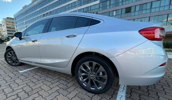 CHEVROLET-CRUZE-2018