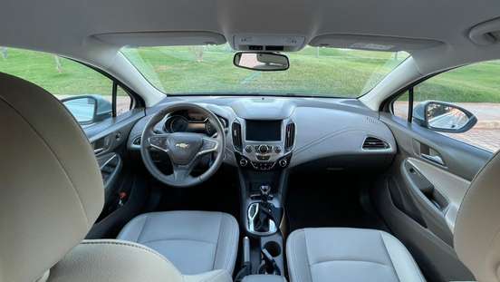 CHEVROLET-CRUZE-2018