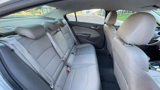 CHEVROLET-CRUZE-2018