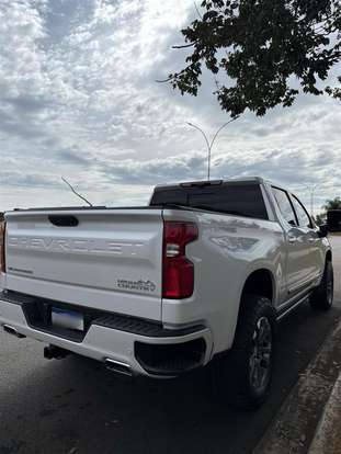 CHEVROLET-SILVERADO-2023