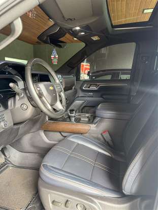 CHEVROLET-SILVERADO-5.3 V8 GASOLINA 1500 HIGH COUNTRY 4X4 AUTOMÁTICO CHEVROLET-SILVERADO-2023