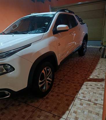 FIAT-TORO-2017