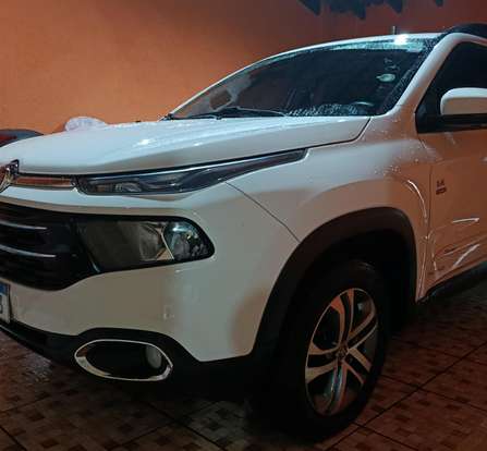 FIAT-TORO-2017