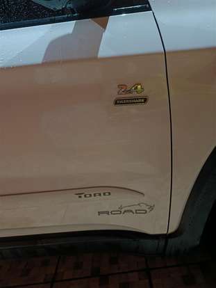 FIAT-TORO-2017