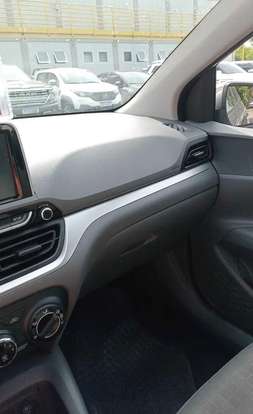 HYUNDAI-HB20S-2023